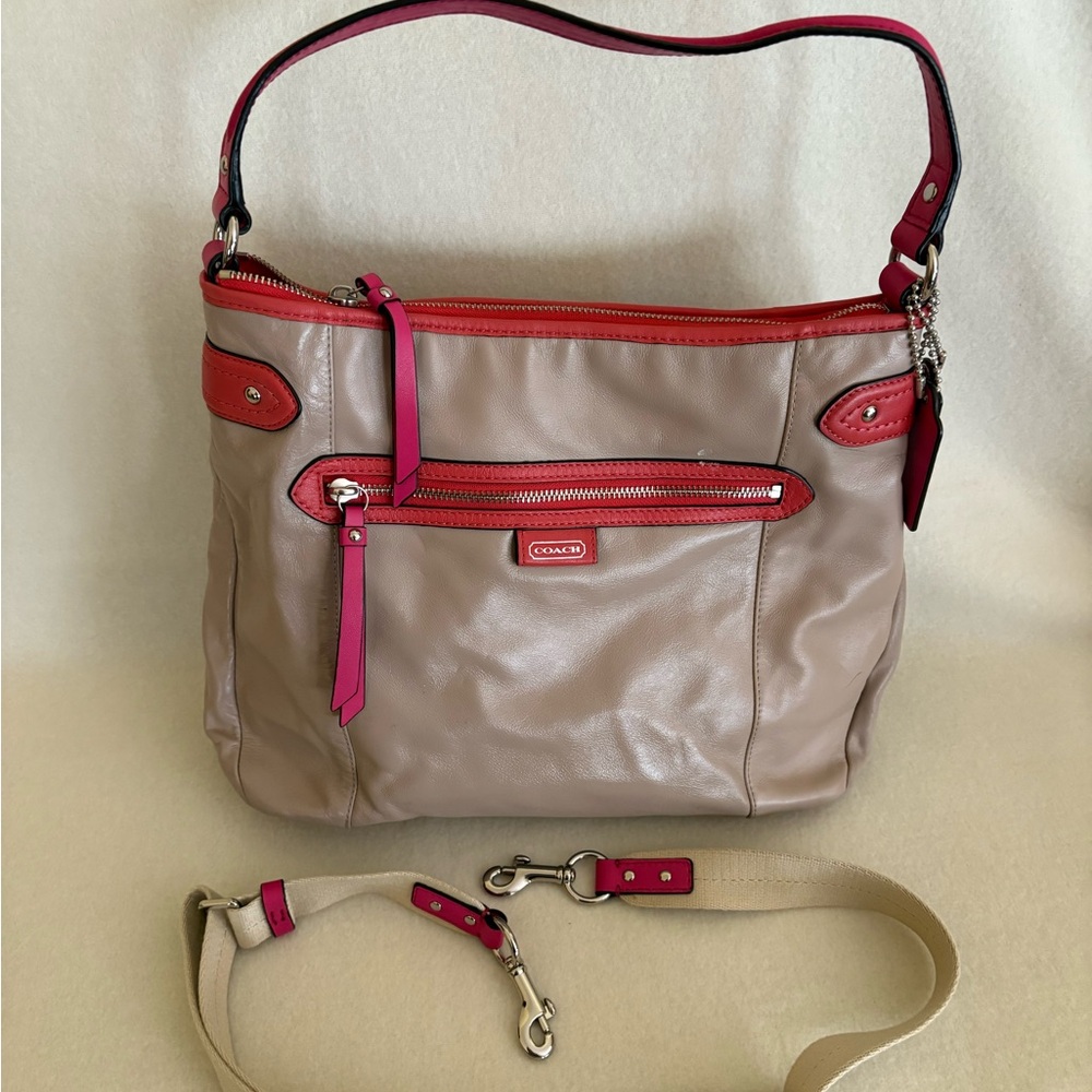 Coach Tan and Pink Shoulder Bag with Stylish Design